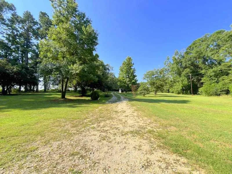1384 E Fm 2712 Crockett, TX 75835