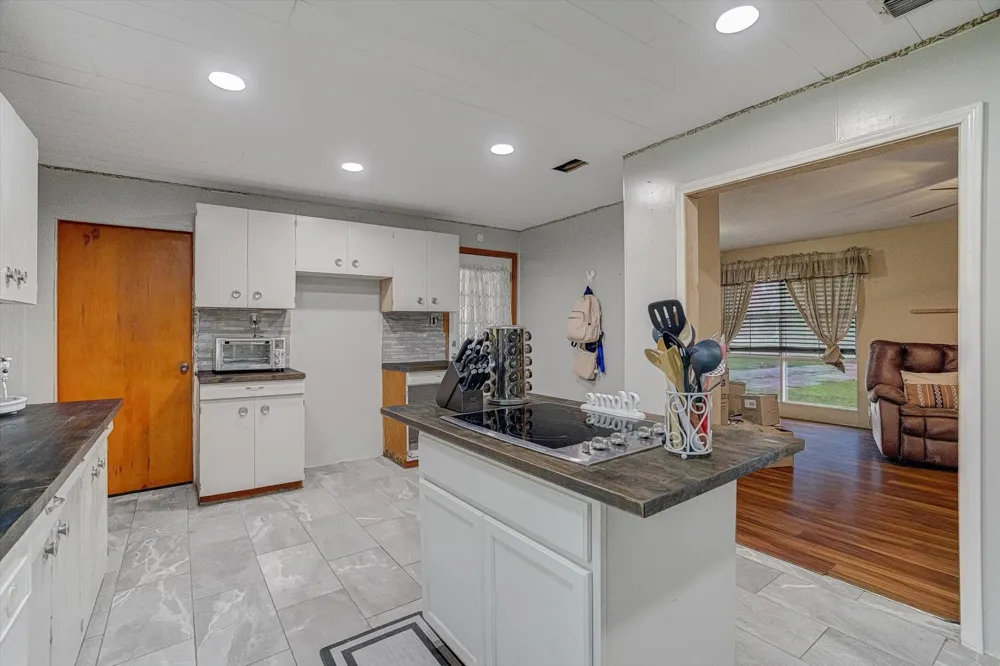 245 County Road 857 Evadale, TX 77612