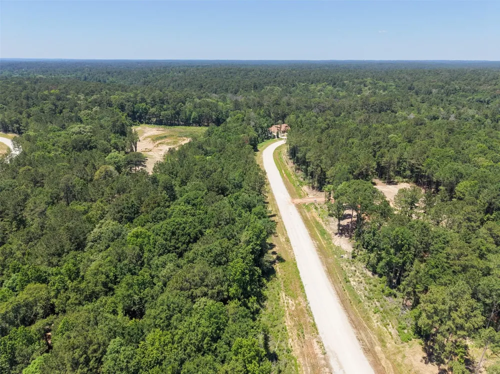 160 Heartland Road New Waverly, TX 77340