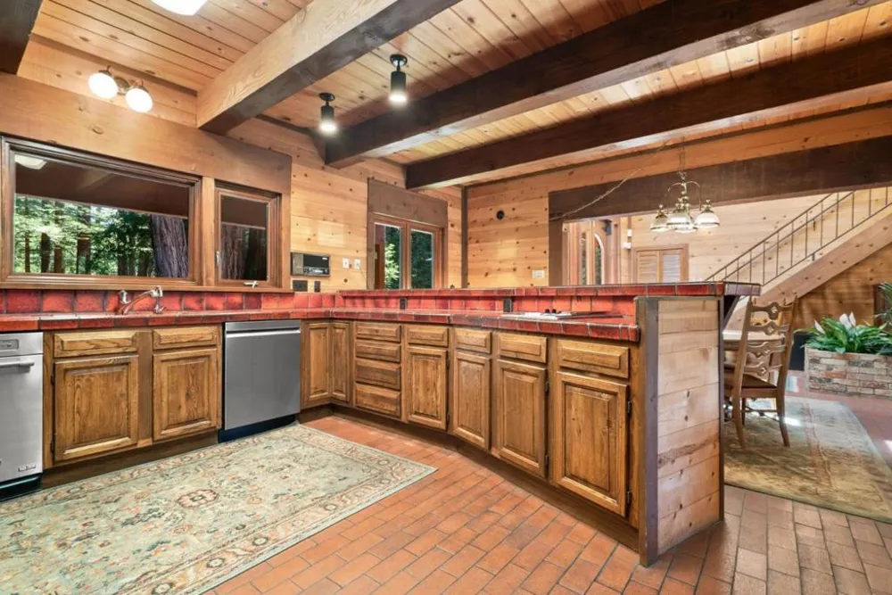 2800 Lockhart Gulch Scotts Valley, CA 95066