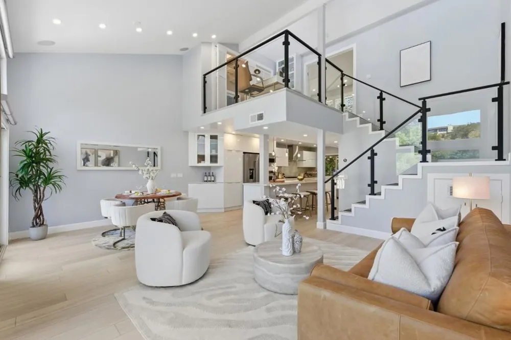 135 Vista Del Lago Los Gatos, CA 95032