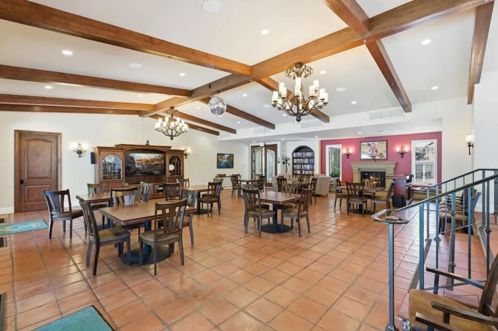 135 Vista Del Lago Los Gatos, CA 95032