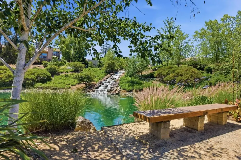 135 Vista Del Lago Los Gatos, CA 95032