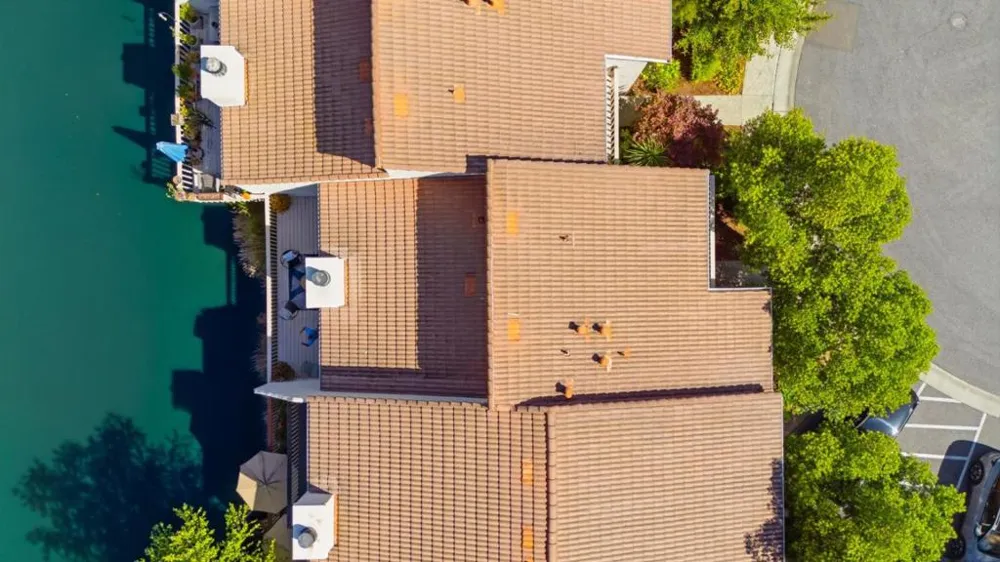 135 Vista Del Lago Los Gatos, CA 95032