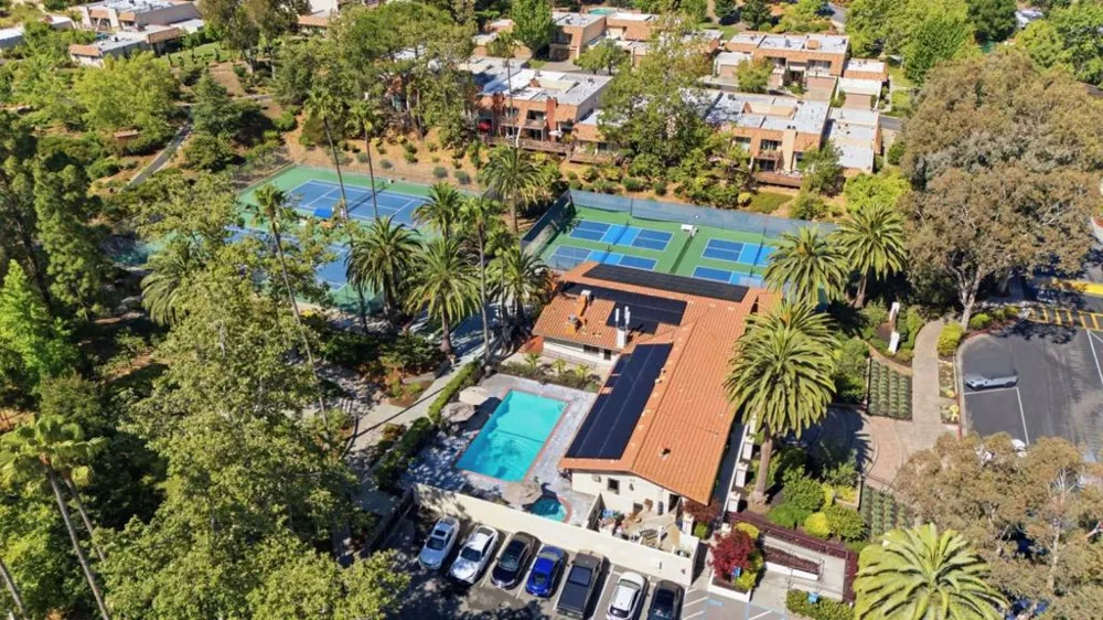 135 Vista Del Lago Los Gatos, CA 95032