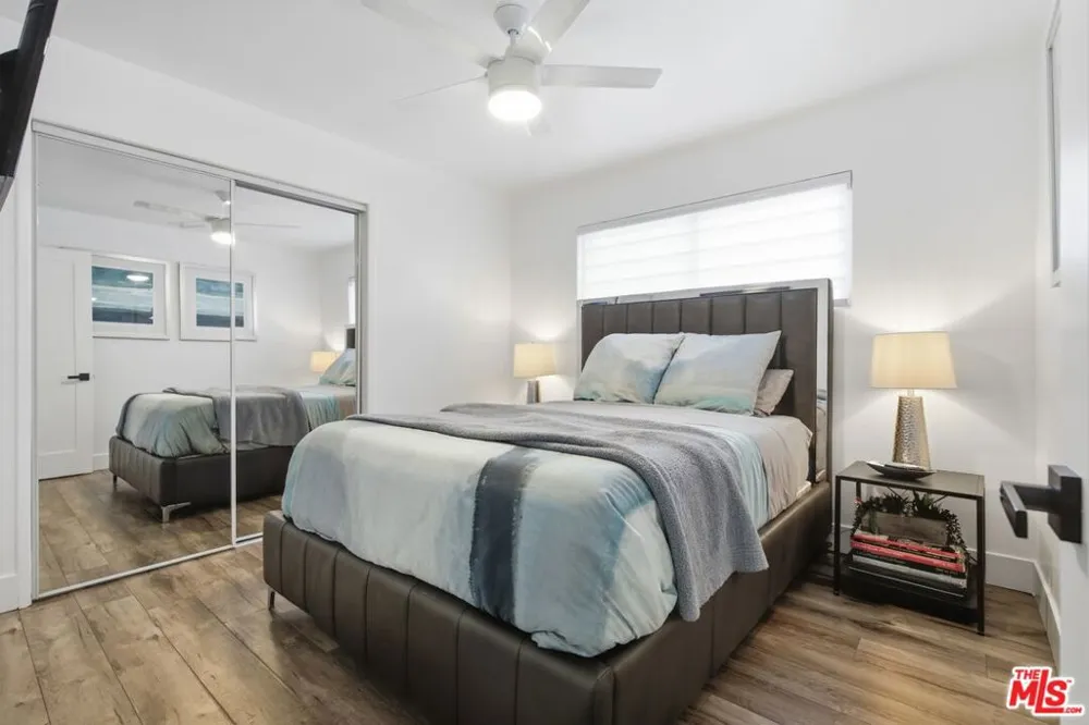 6734 Agnes Avenue North Hollywood, CA 91606