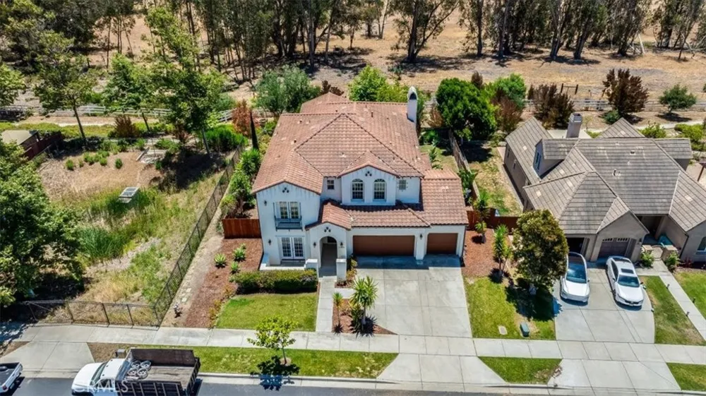 3868 Celestial Lompoc, CA 93436