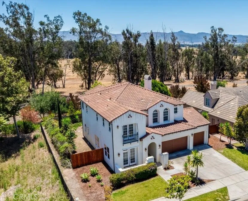3868 Celestial Lompoc, CA 93436