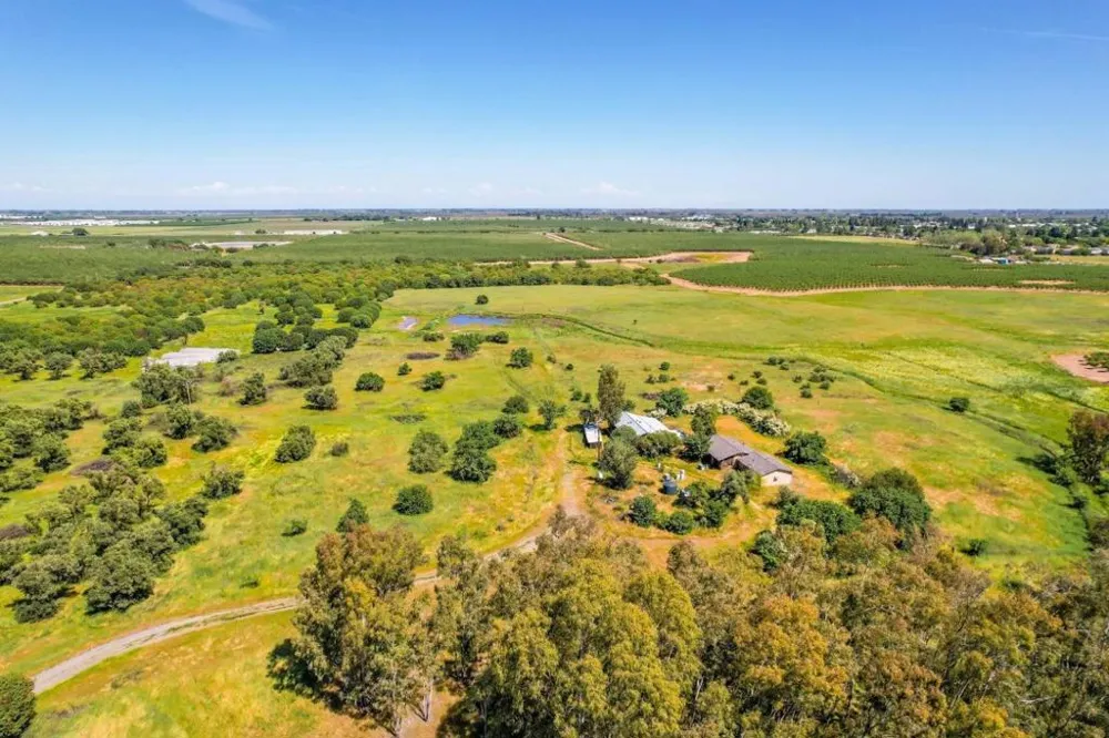 27643 County Road 88 Winters, CA 95694