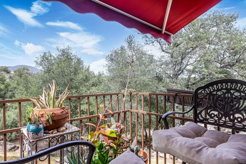 20841 Deerhorn Valley Rd Jamul, CA 91935