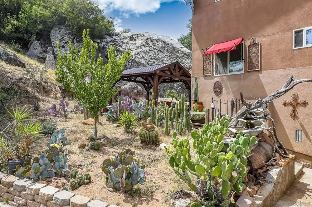 20841 Deerhorn Valley Rd Jamul, CA 91935