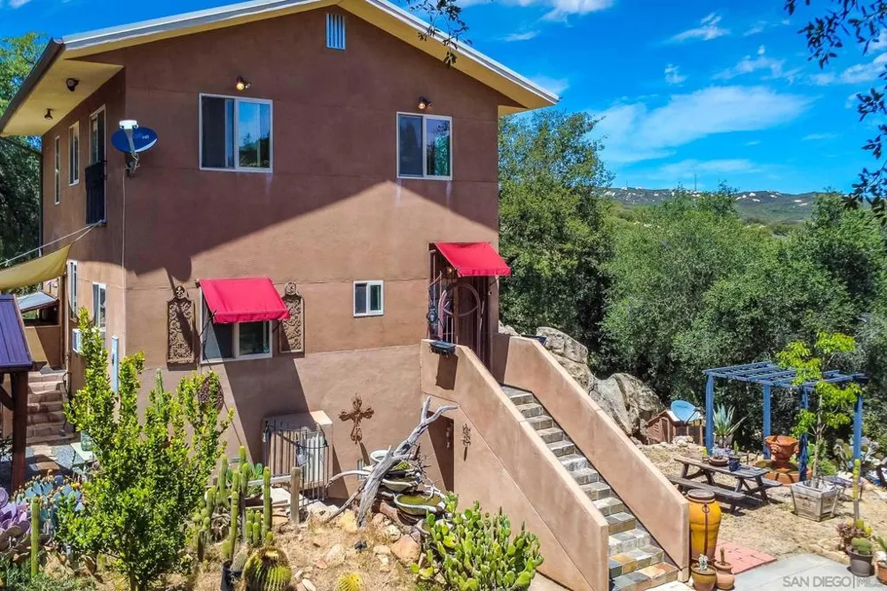 20841 Deerhorn Valley Rd Jamul, CA 91935