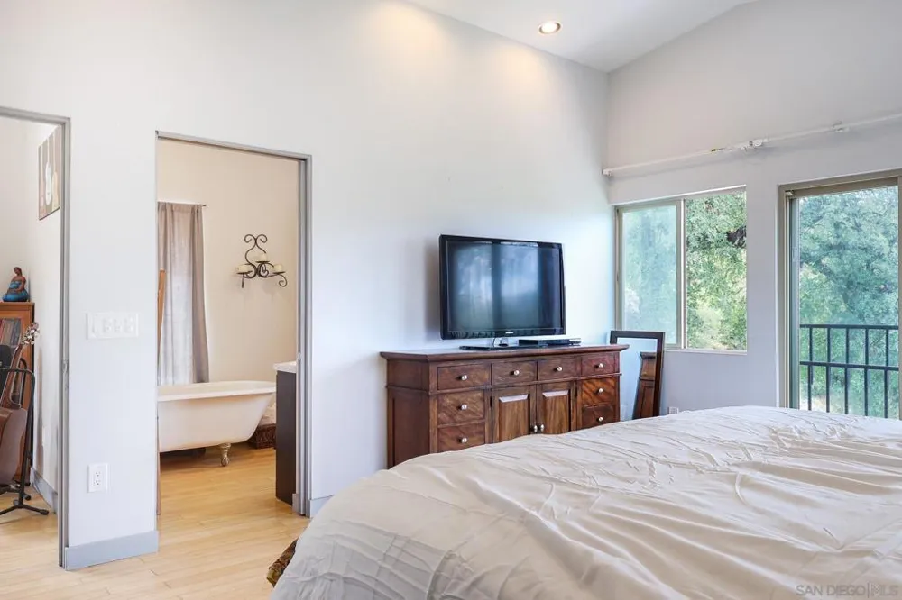 20841 Deerhorn Valley Rd Jamul, CA 91935