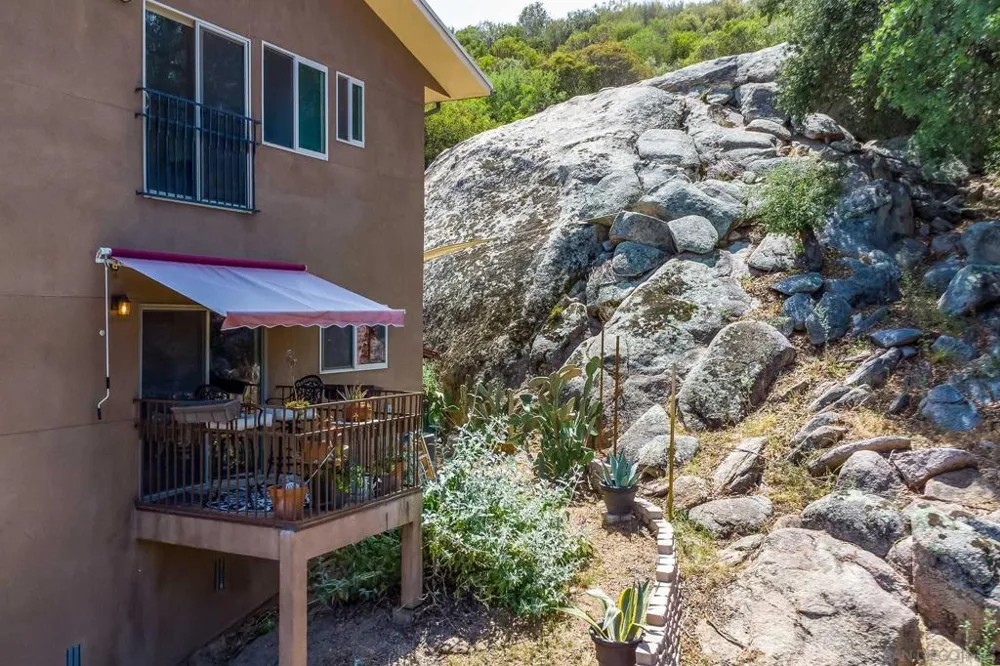 20841 Deerhorn Valley Rd Jamul, CA 91935