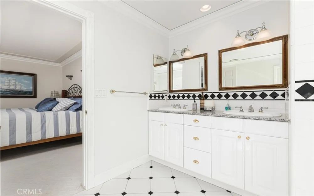 3105 E Beach Circle Bradley, CA 93426