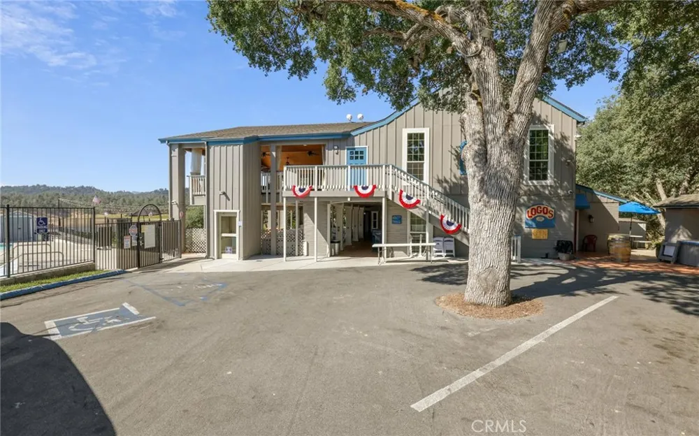 3105 E Beach Circle Bradley, CA 93426