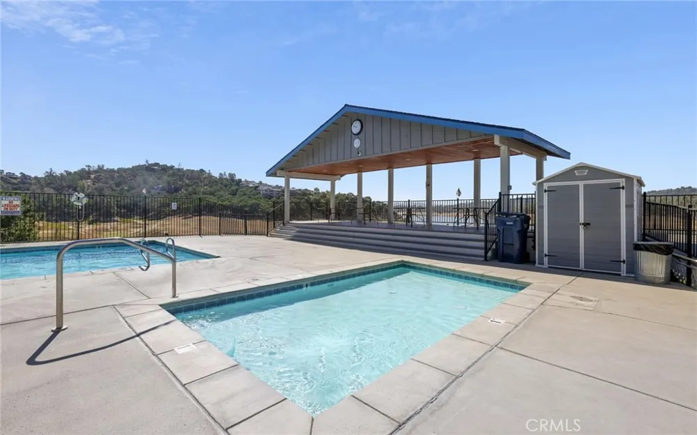 3105 E Beach Circle Bradley, CA 93426