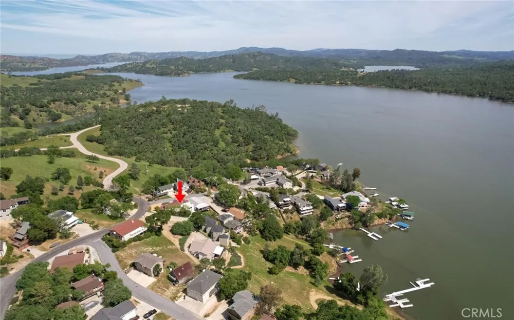 3105 E Beach Circle Bradley, CA 93426