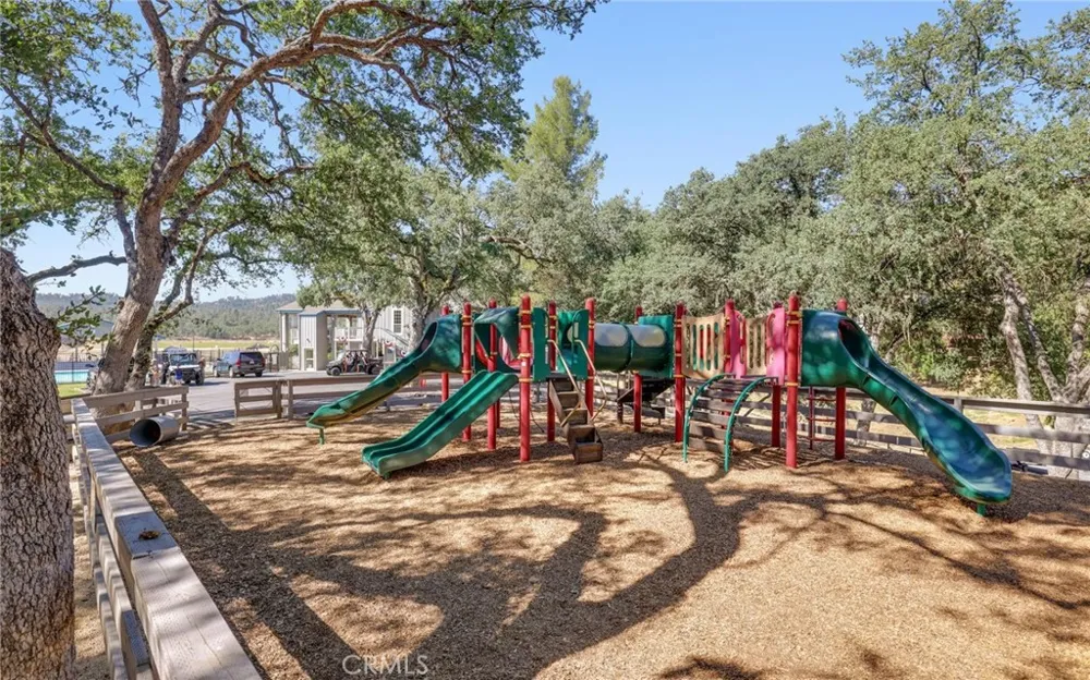 3105 E Beach Circle Bradley, CA 93426