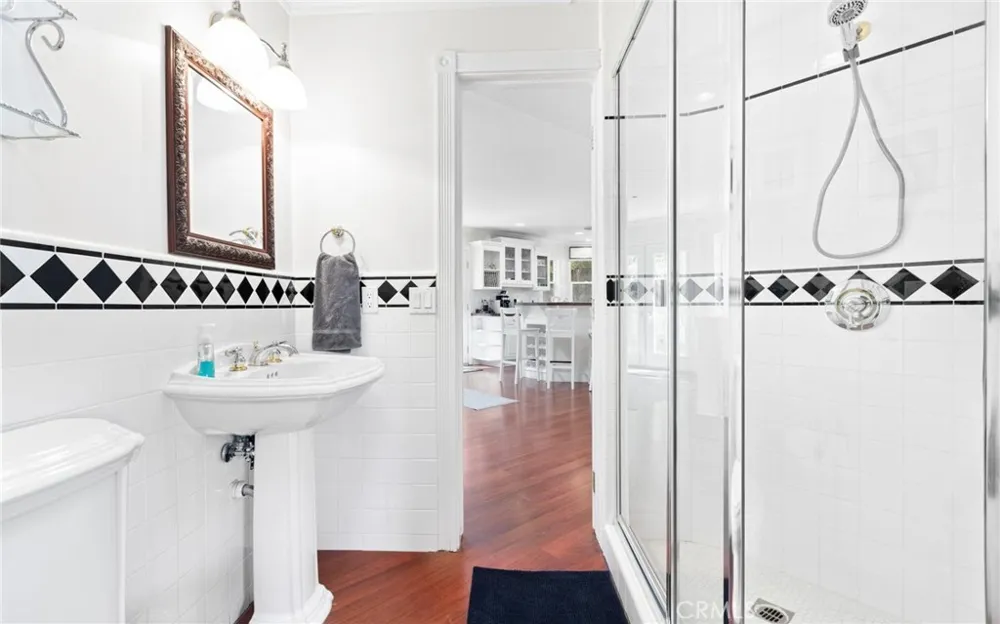 3105 E Beach Circle Bradley, CA 93426