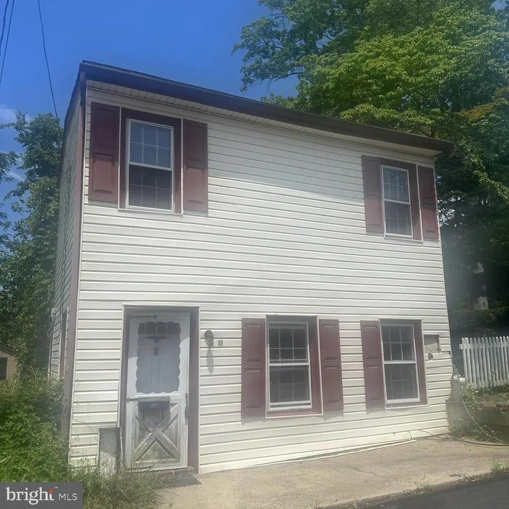 405 W PEARL Media, PA 19063