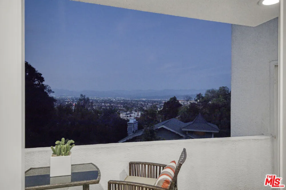 4110 Vanetta Place Studio City, CA 91604