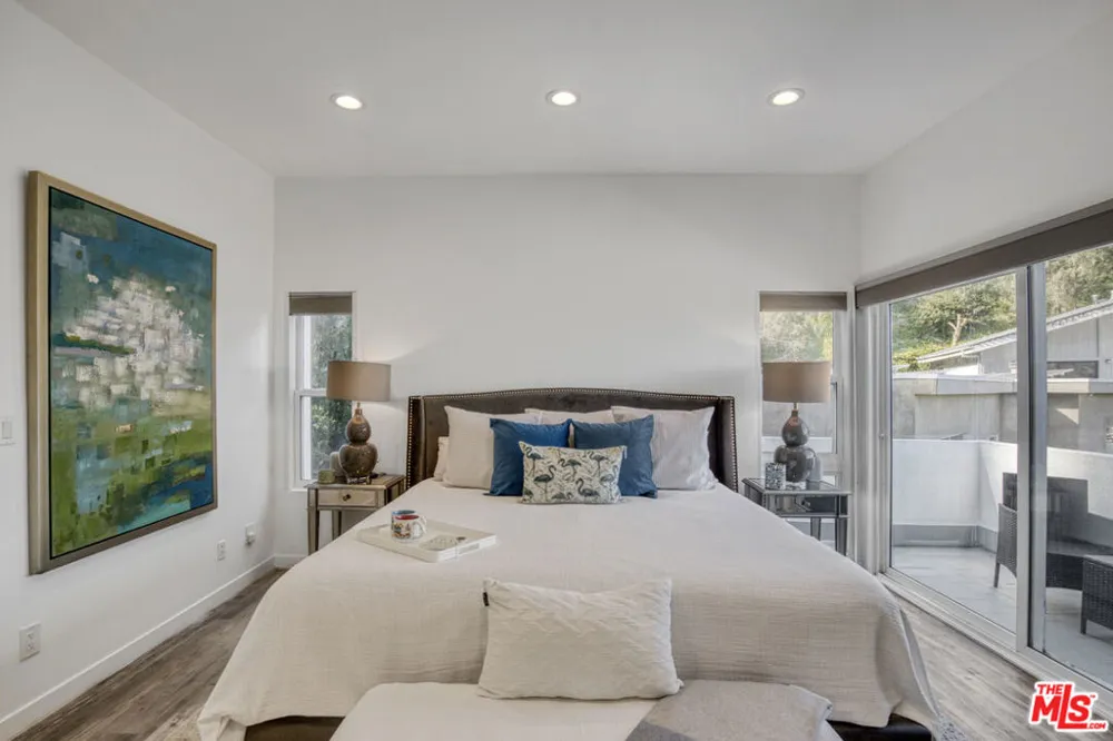 4110 Vanetta Place Studio City, CA 91604