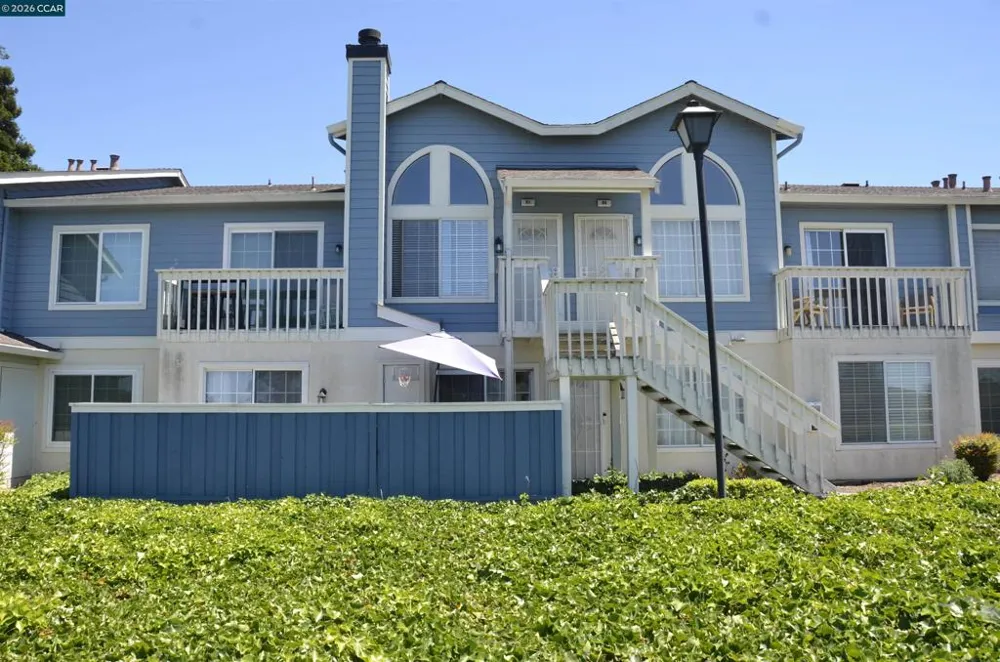90 Glenwood Hercules, CA 94547