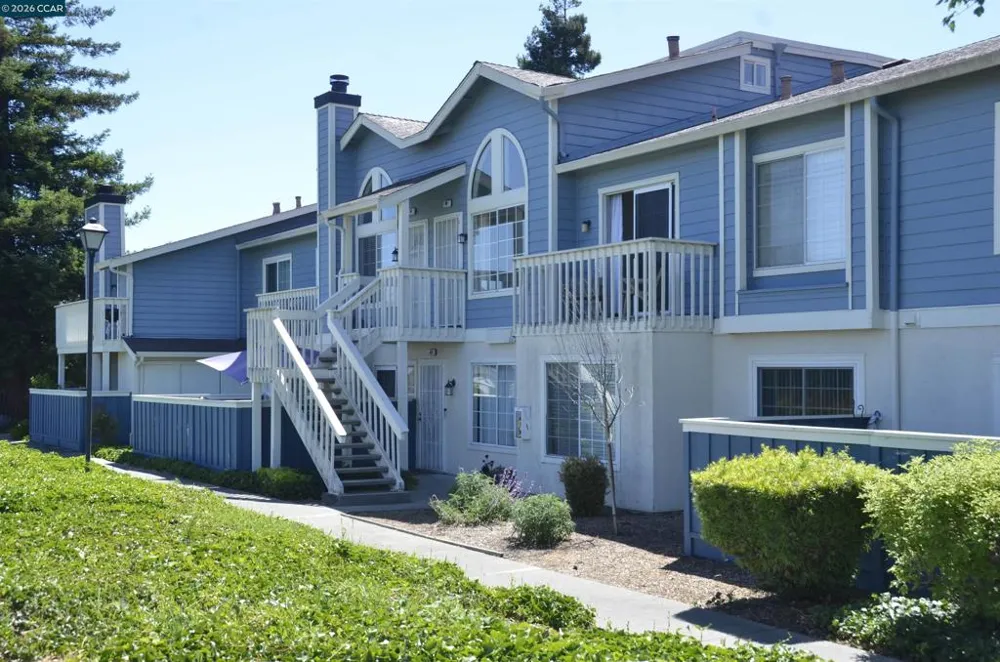 90 Glenwood Hercules, CA 94547