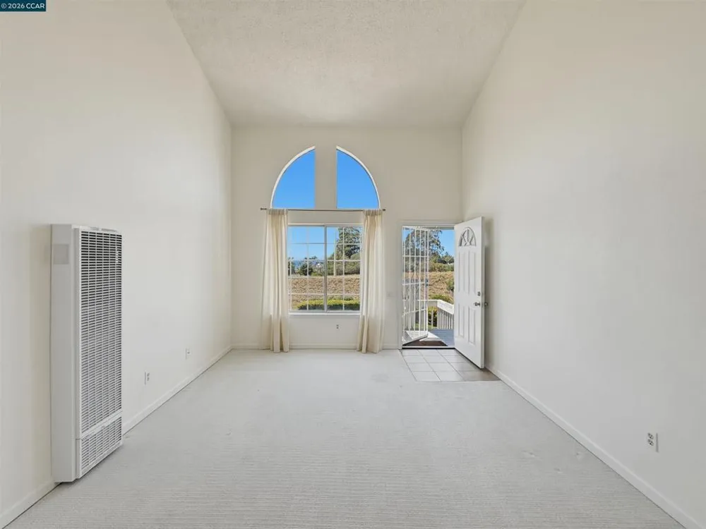 90 Glenwood Hercules, CA 94547