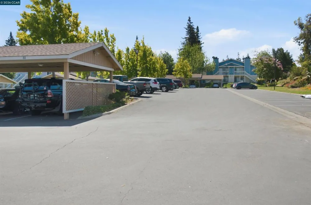 90 Glenwood Hercules, CA 94547