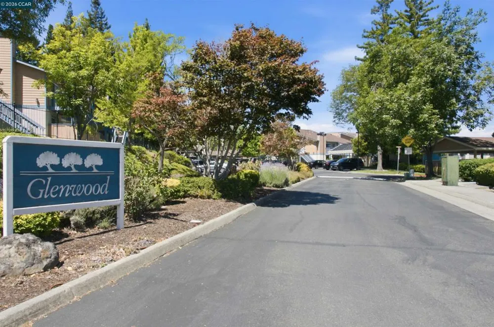 90 Glenwood Hercules, CA 94547