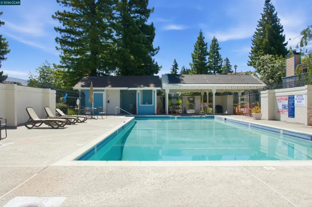 90 Glenwood Hercules, CA 94547