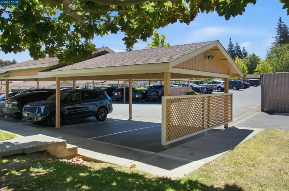 90 Glenwood Hercules, CA 94547
