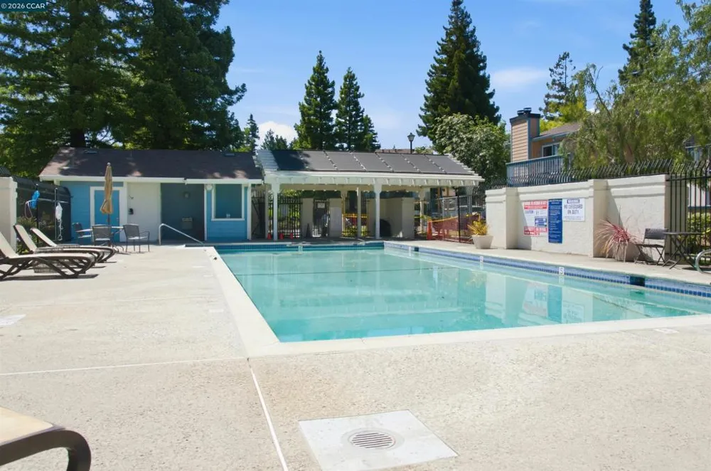 90 Glenwood Hercules, CA 94547