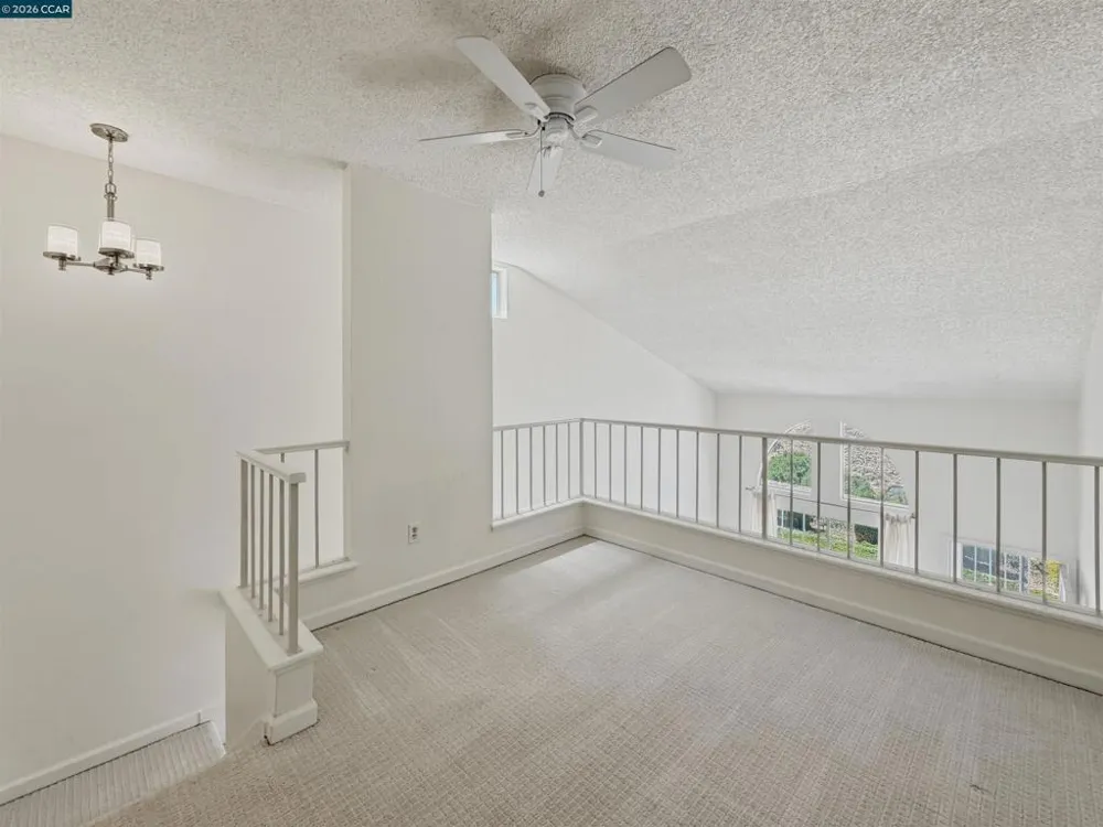 90 Glenwood Hercules, CA 94547