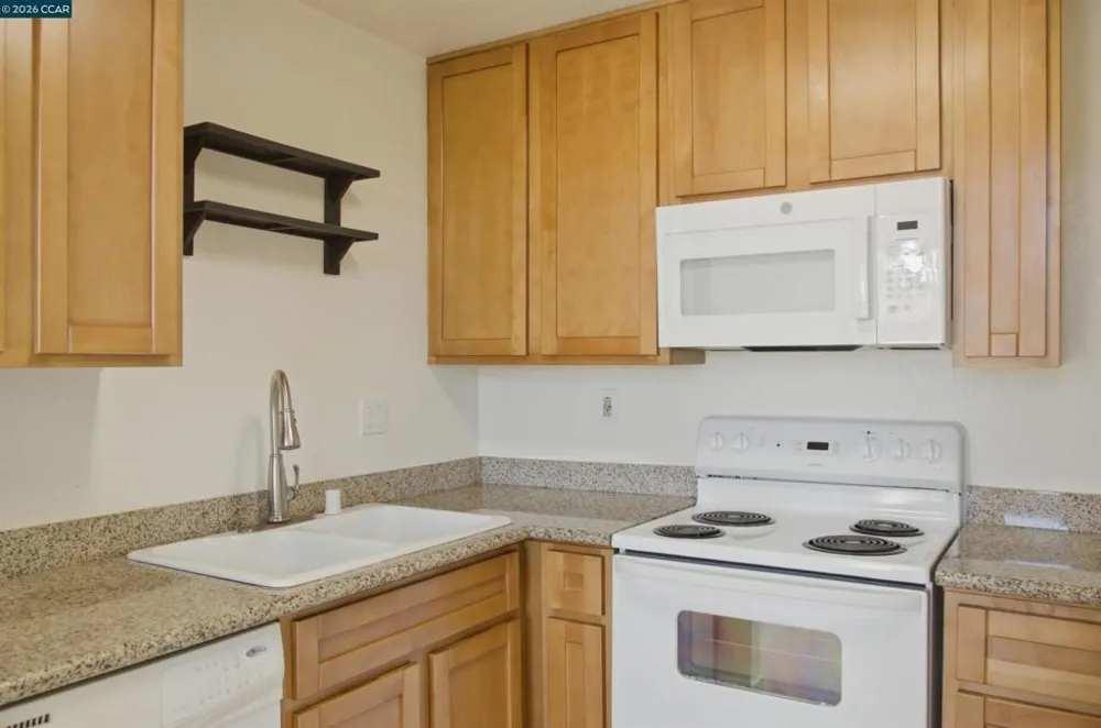 90 Glenwood Hercules, CA 94547