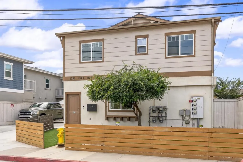 1329 Holly Avenue Imperial Beach, CA 91932