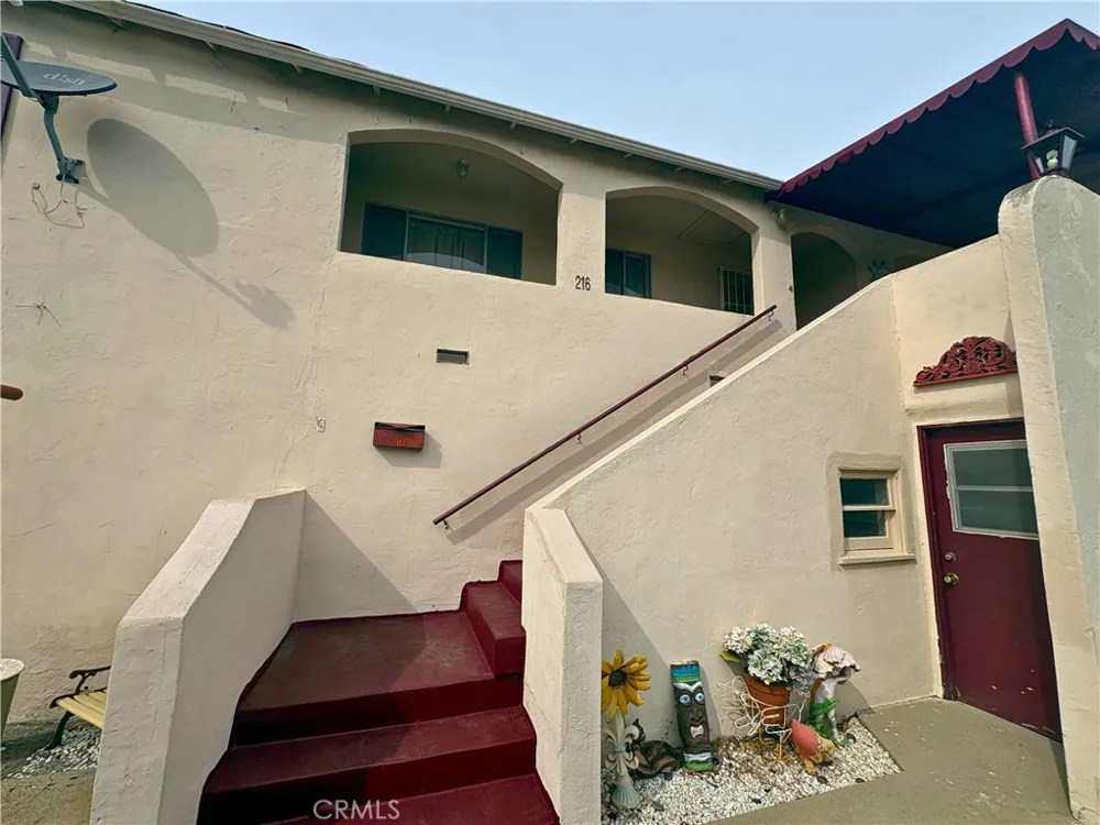 216 W D Ontario, CA 91762