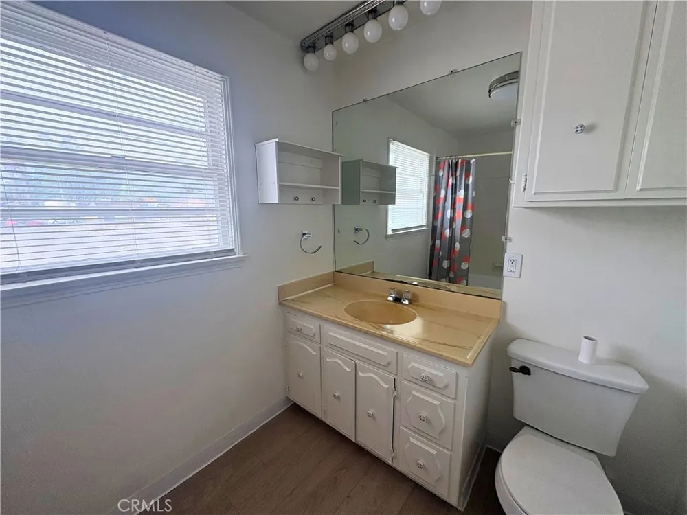 216 W D Ontario, CA 91762