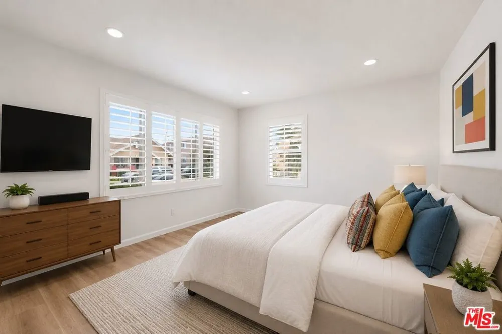 1267 W 85th Street #1267 Los Angeles, CA 90044
