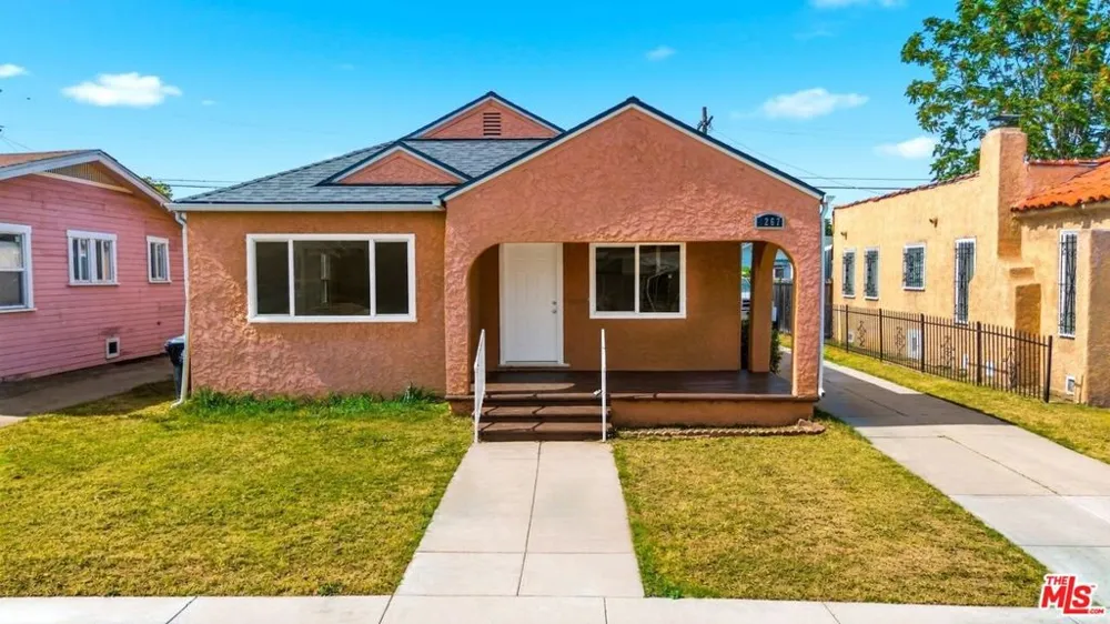 1267 W 85th Street #1267 Los Angeles, CA 90044