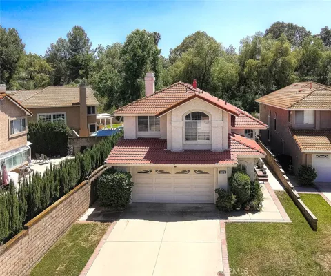 2273 Creekwood