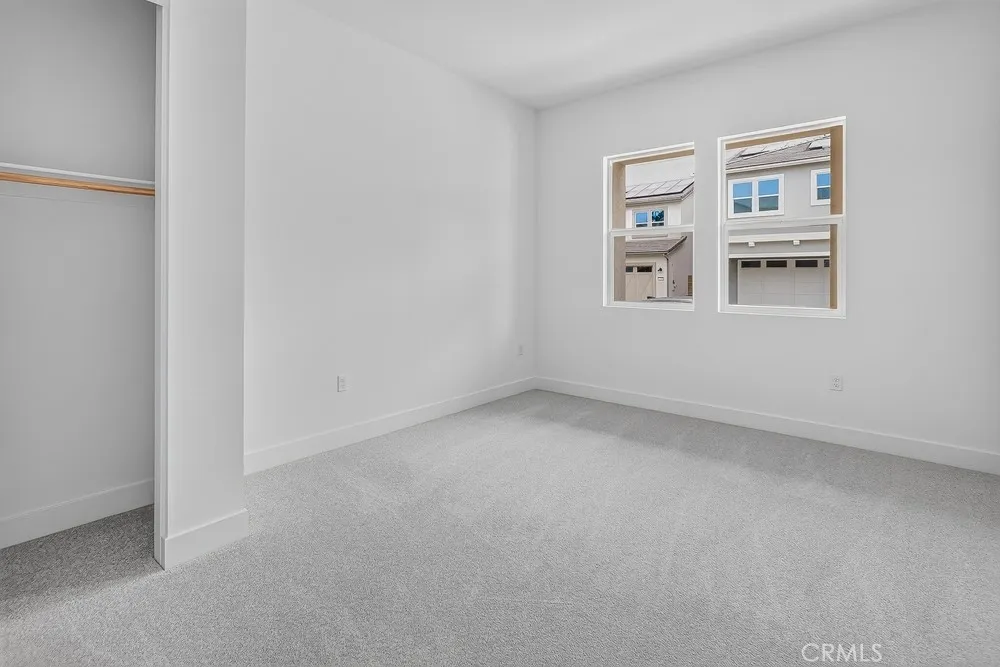 204 Briar Moon Irvine, CA 92618