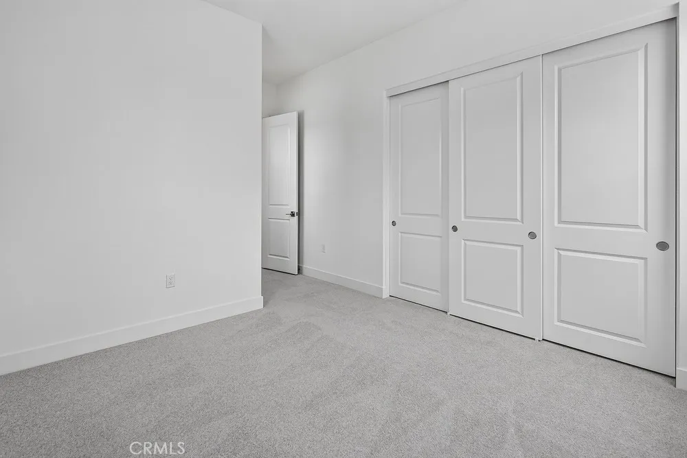 204 Briar Moon Irvine, CA 92618