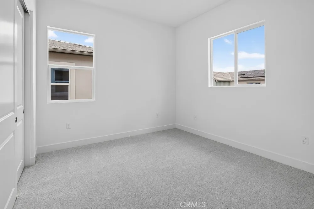 204 Briar Moon Irvine, CA 92618