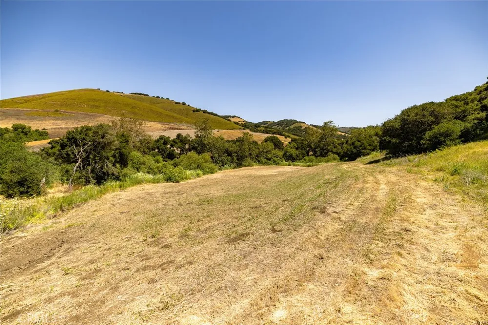680 Spring Canyon Lane Nipomo, CA 93444