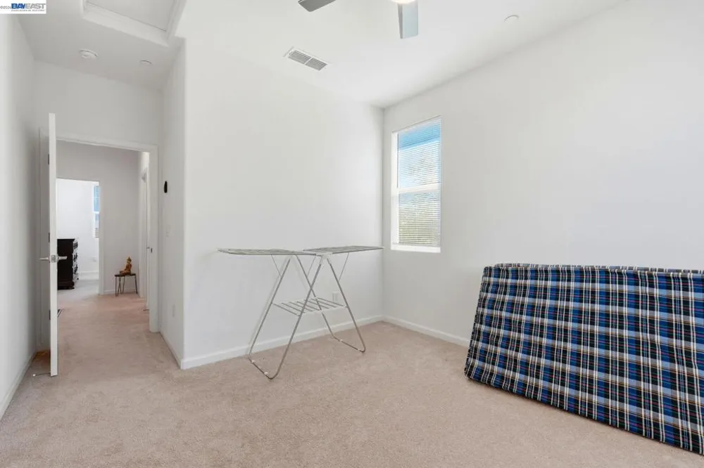 2126 Grapevine Dr Livingston, CA 95334