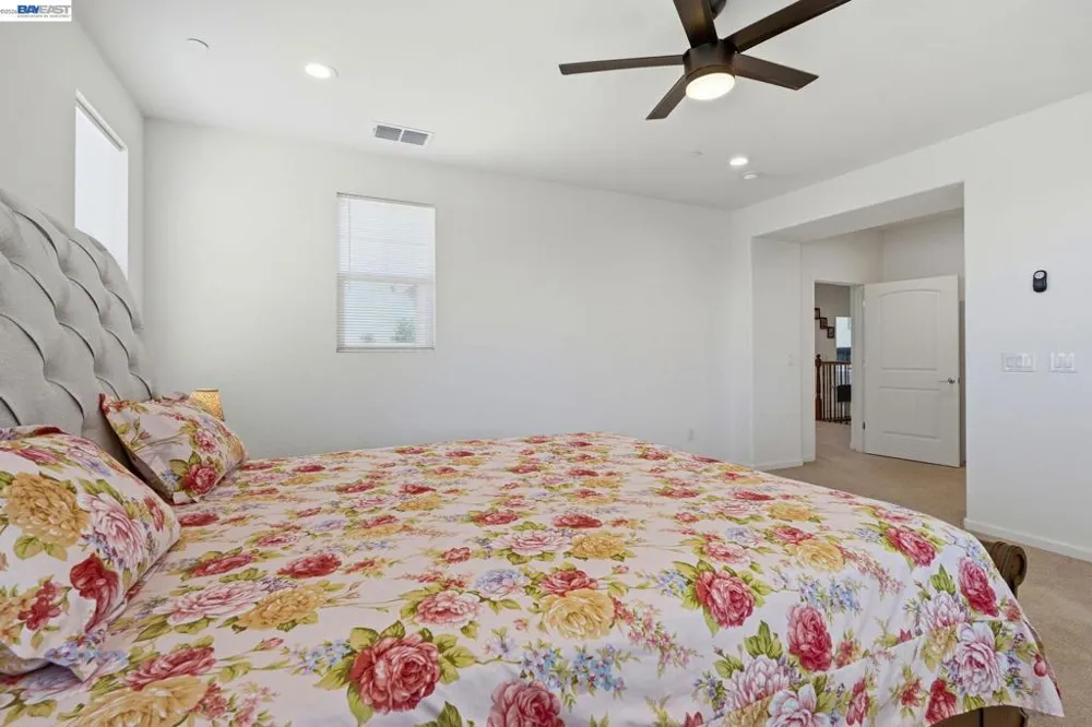 2126 Grapevine Dr Livingston, CA 95334