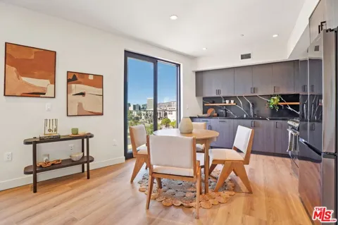 1110 S Spaulding Avenue #201